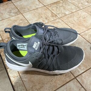 Nike Training Women’s Size 8.5